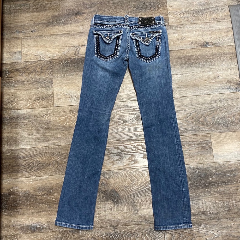 ☀️Miss Me Straight Leg Size 25 Jeans☀️
